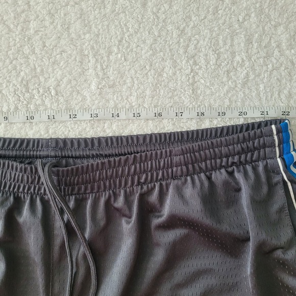 Men's Reebok Drawstring Basketball Shorts - Picture 6 of 10